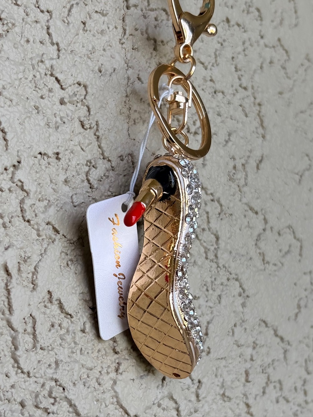 Bougie Gold Crystal High Heel Keychain with Red Lipstick Accent - Picture 4 of 9